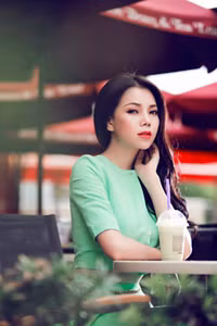 Những cô gái miền Tây xinh đẹp nổi tiếng nhất V-biz - Ảnh 18