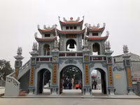 10 ngôi chùa được nhiều người tìm đến cầu bình an dịp đầu năm