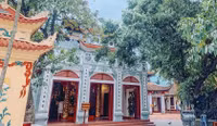 10 ngôi chùa được nhiều người tìm đến cầu bình an dịp đầu năm