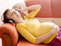 Có lịch trình cố định: Ngủ theo một thời gian biểu và chắc chắn rằng bạn không bỏ qua thời gian này. Khi bạn đã quen với thời gian cố định, bạn sẽ tự động ngủ vào ban đêm mà không có bất kỳ vấn đề.