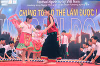 Trẻ tự kỷ thể hiện tài năng ảnh 3