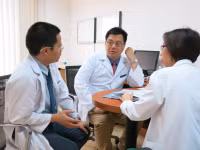Vingroup đầu tư hơn 1.100 tỉ đồng phát triển nhân lực y tế ảnh 1