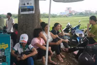 Được thi gần nhà: Thí sinh phấn khởi, phụ huynh yên tâm ảnh 7 Được thi gần nhà: Thí sinh phấn khởi, phụ huynh yên tâm ảnh 7