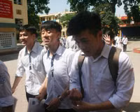 Được thi gần nhà: Thí sinh phấn khởi, phụ huynh yên tâm ảnh 3 Được thi gần nhà: Thí sinh phấn khởi, phụ huynh yên tâm ảnh 3