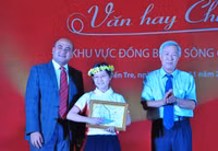 Trao giải “Prudential - Văn hay chữ tốt” khu vực ĐBSCL ảnh 4 Trao giải “Prudential - Văn hay chữ tốt” khu vực ĐBSCL ảnh 4