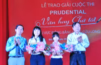 Trao giải “Prudential - Văn hay chữ tốt” khu vực ĐBSCL ảnh 3 Trao giải “Prudential - Văn hay chữ tốt” khu vực ĐBSCL ảnh 3