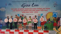 Học sinh hào hứng tìm hiểu kỹ năng tham gia giao thông an toàn ảnh 8 Học sinh hào hứng tìm hiểu kỹ năng tham gia giao thông an toàn ảnh 8