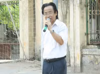 SV Ngoại ngữ xếp hình Tổ quốc trong bài hát mới về biển đảo ảnh 6