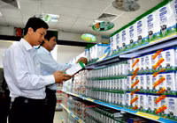 Vinamilk tiếp tục đứng đầu trong top 10 doanh nghiệp niêm yết uy tín tại Việt Nam năm 2016 ảnh 3