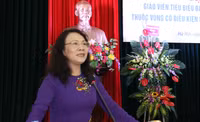 Yêu nghề, yêu trò, vượt mọi khó khăn bám trường, bám lớp ảnh 1 Yêu nghề, yêu trò, vượt mọi khó khăn bám trường, bám lớp ảnh 1
