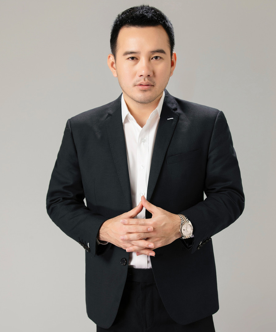 Nhà thiết kế Lê Thanh Hòa. 86a9239.jpg