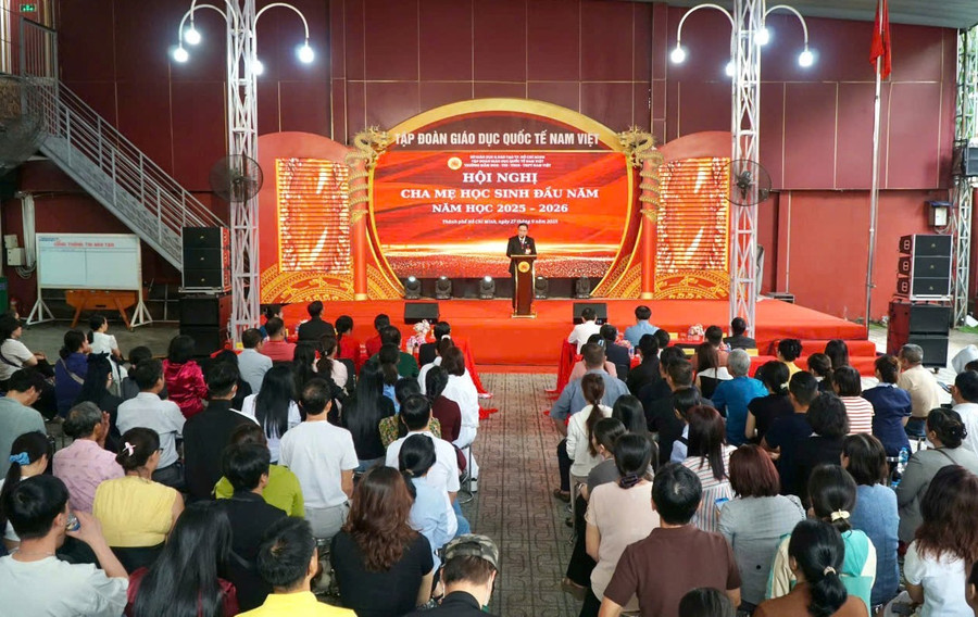 Toàn cảnh hội nghị. nam-viet-1.jpg