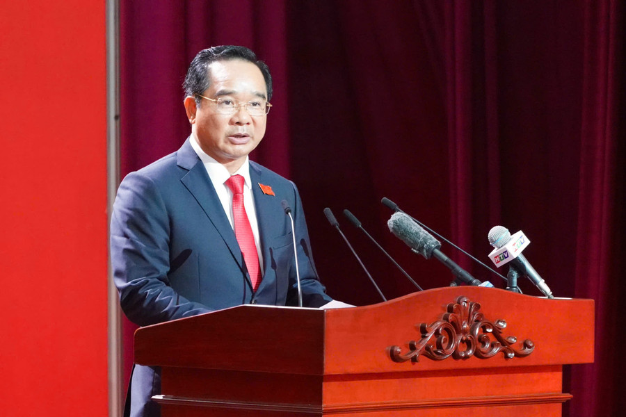 Phó bí thư Thành ủy, Chủ tịch UBND TPHCM Nguyễn Văn Được báo cáo chính trị đại hội. Ảnh: BTC. ong-nguyen-van-duoc.jpg