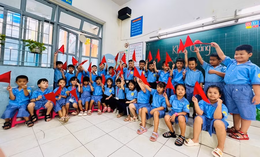 Học sinh Trường tiểu học An Hạ tập duyệt chuẩn bị cho ngày khai giảng.