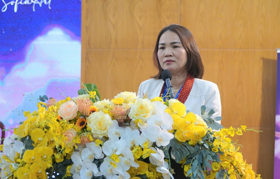 Bà Huỳnh Lê Như Trang phát biểu tại chương trình.