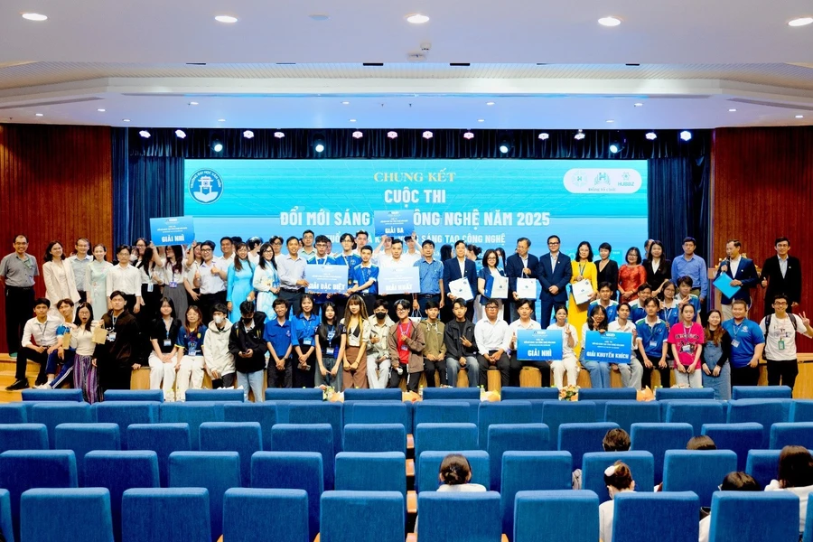 Với tinh thần tuổi trẻ, sáng tạo tích cực đổi mới, sự kiện thu hút đông đảo sinh viên các trường thuộc Khối thi đua 22 tham gia tranh tài.