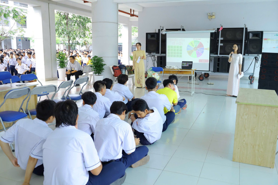 thpt-phuoc-kien-3.jpg