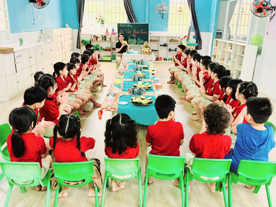 Tiết học của trẻ Trường mầm non Tây Thạnh (TPHCM).