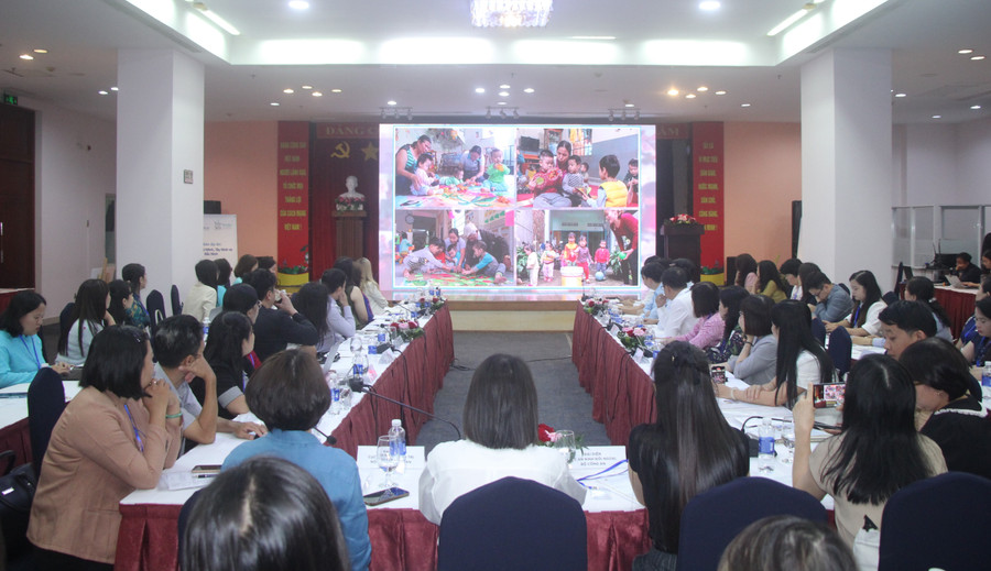 Toàn cảnh hội nghị. mam-non-khu-cong-nghiep-2.jpg