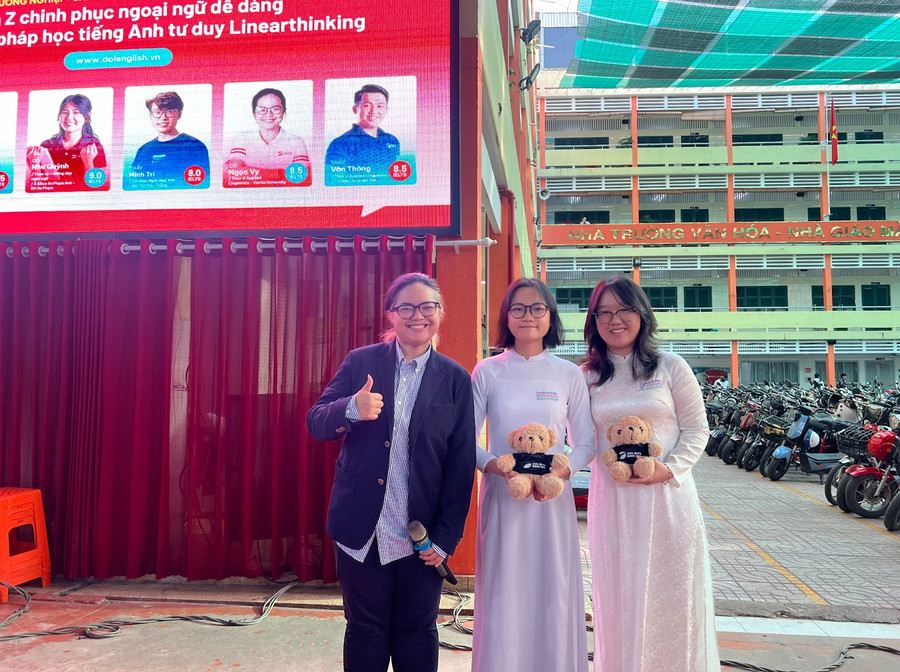 Các bạn hăng hái giao lưu với diễn giả để tìm hiểu sâu hơn về phương pháp học tiếng Anh tư duy Linearthinking. 3.png