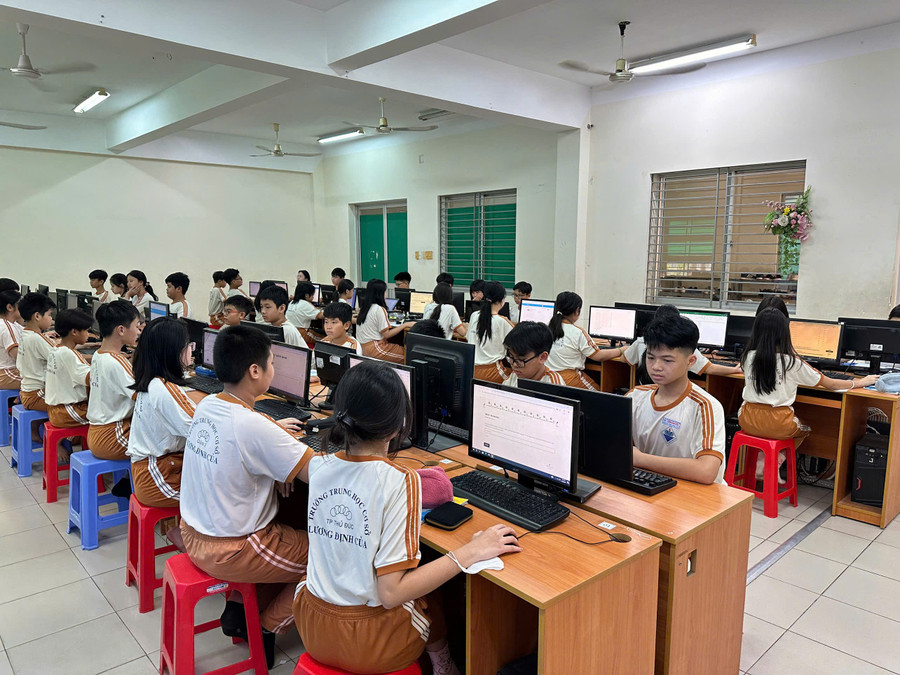 Học sinh TPHCM hào hứng với giờ học Tin học quốc tế ICDL. dai-hoi-dang-bo-tphcm-2025.jpg