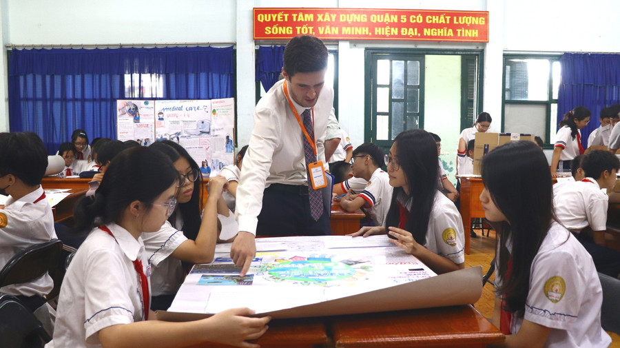 thcs-hong-bang-q.jpg
