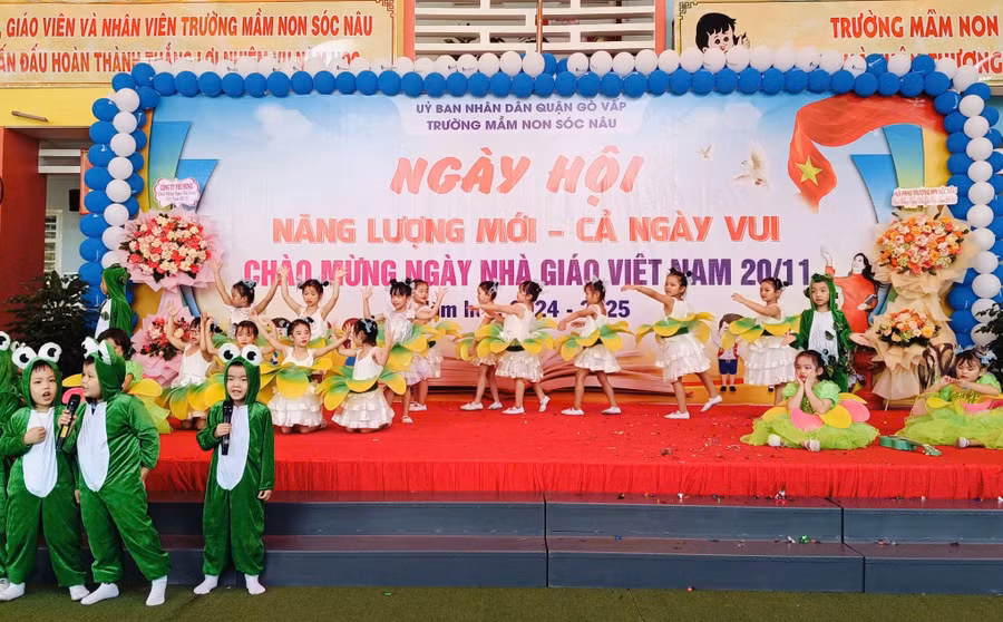 truong-hoc-tphcm-ky-niem-ngay-nha-giao-viet-nam-5.jpg
