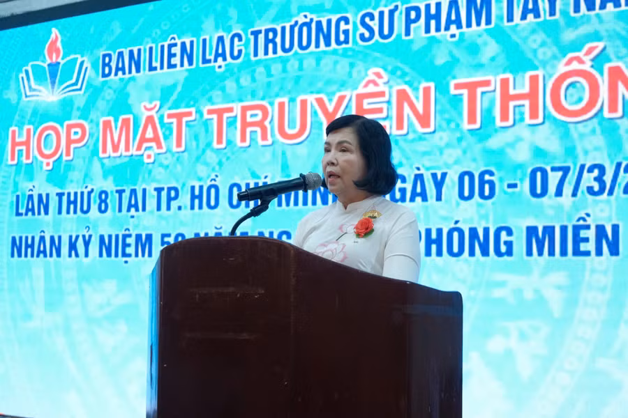 hop-mat-truong-su-pham-tay-nam-bo-5.jpg