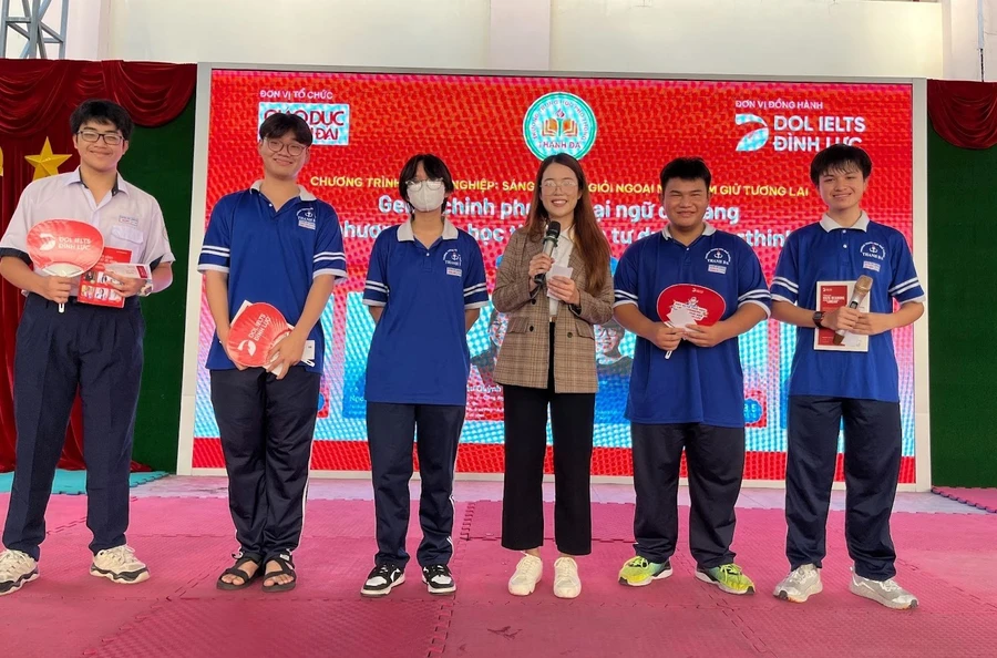 Phần quà gửi tặng các bạn học sinh trường THPT Thanh Đa.