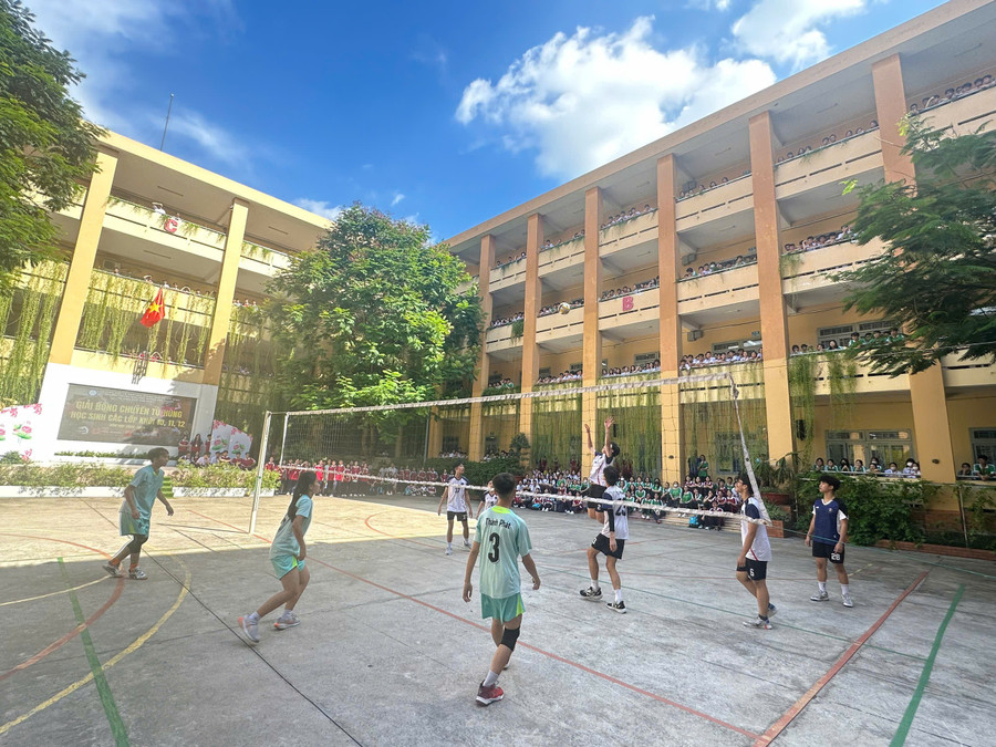 Hoạt động thể thao của học sinh Trường THPT Tây Thạnh (TPHCM).
