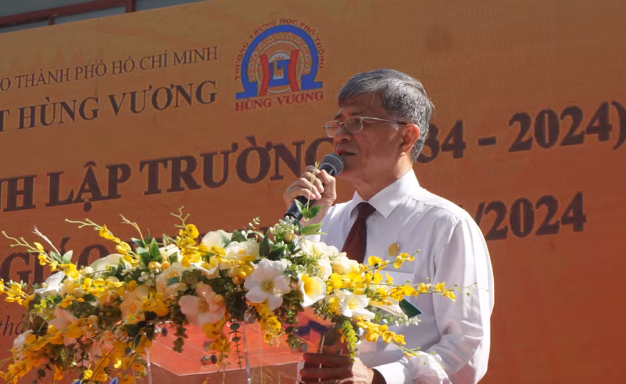 truong-thpt-hung-vuong-14.jpg