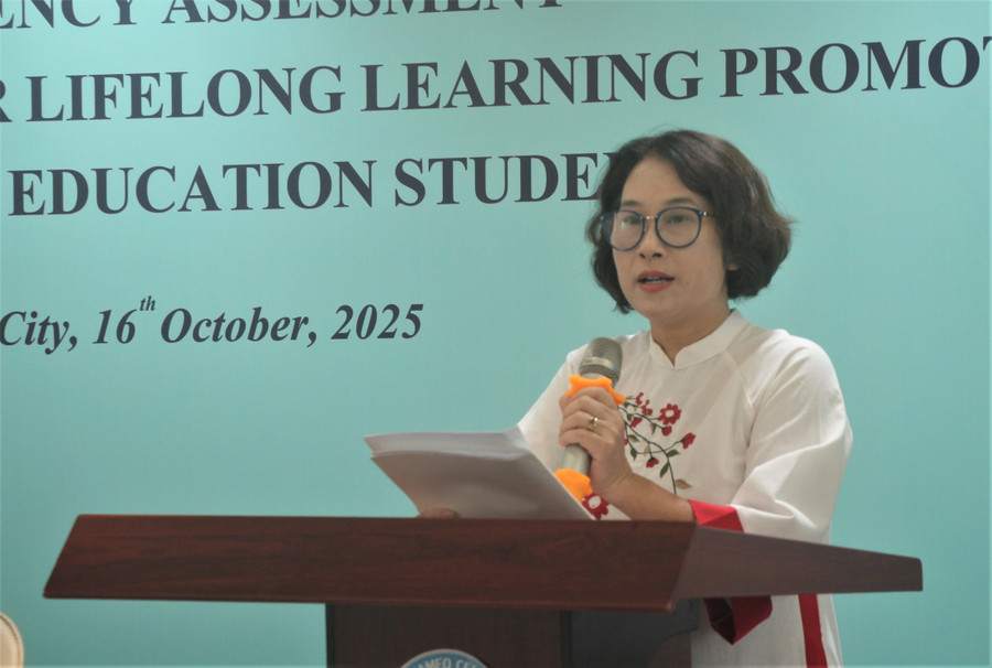 TS Lê Thị Mỹ Hà phát biểu tại hội thảo. chuong-trinh-huong-nghiep.jpg