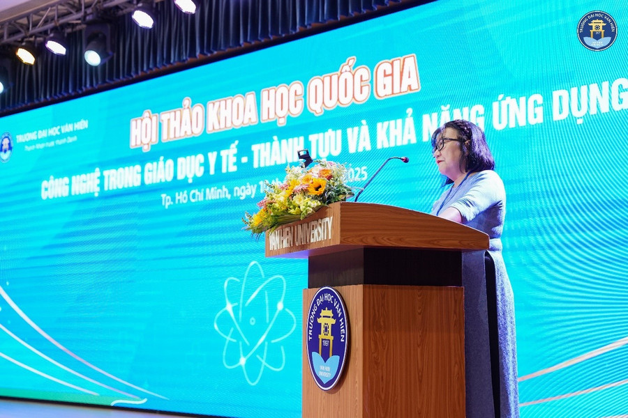 PGS.TS. Nguyễn Thị Thu Trang – Phó Hiệu trưởng Trường Đại học Văn Hiến, Trưởng Ban tổ chức Hội thảo phát biểu tại chương trình. 2.jpg