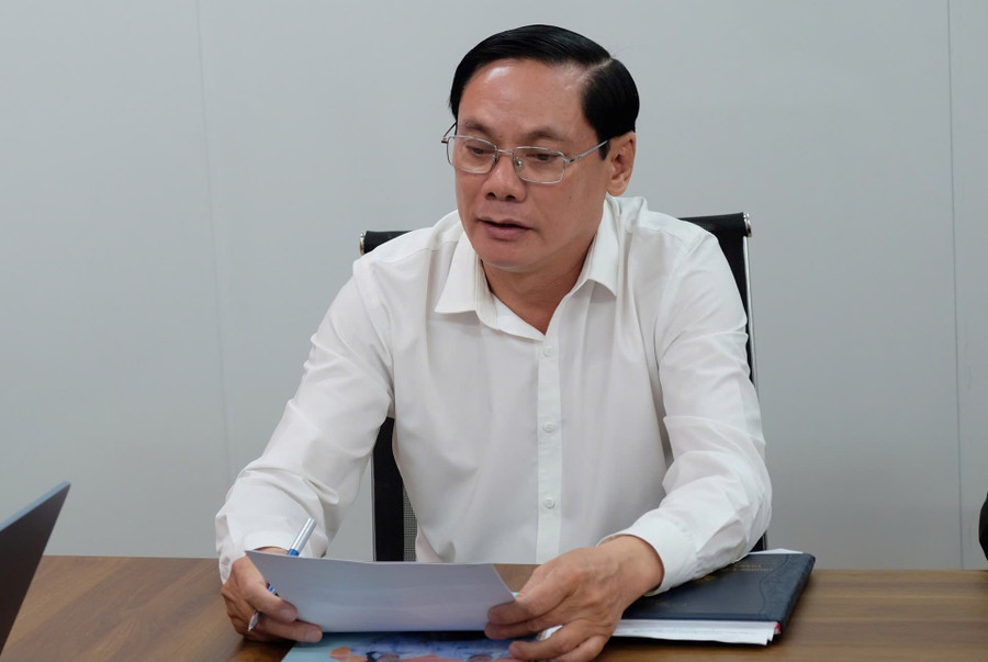 Thạc sĩ Nguyễn Duy Tiến chia sẻ chương trình. z6828735457389-288966df12daa46e07eec707f2b6a38d.jpg