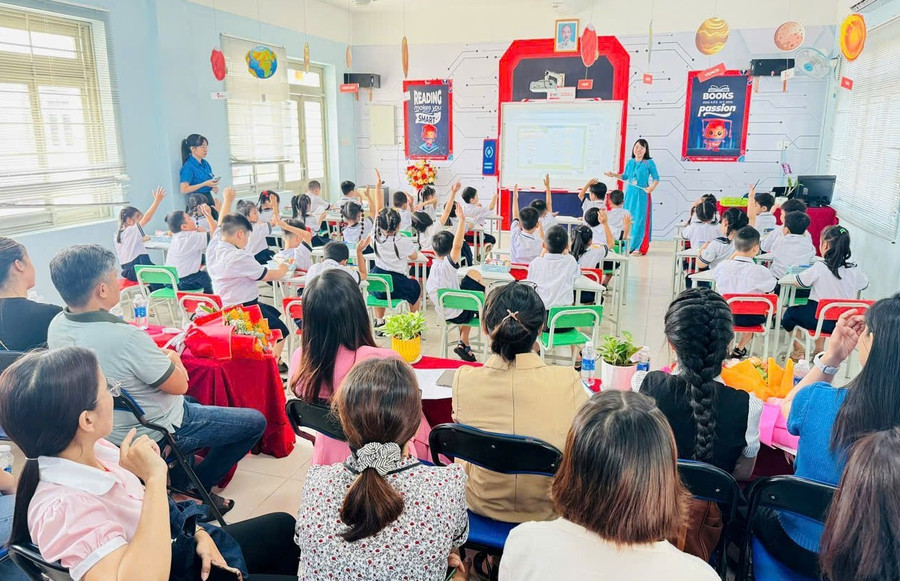 "Tiết học mở" tại Trường tiểu học Thuận Kiều.