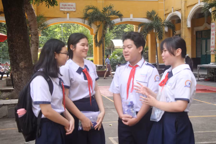 Thí sinh TPHCM tham gia kỳ thi lớp 10 năm 2025. (Ảnh: Quốc Hải)