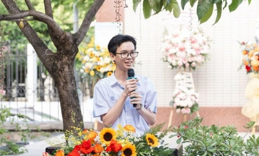 Trần Đức Tài, thủ khoa B00 duy nhất tại kỳ thi tốt nghiệp THPT năm 2025. Ảnh: Fanpage nhà trường. thu-khoa-tphcm-1.jpg