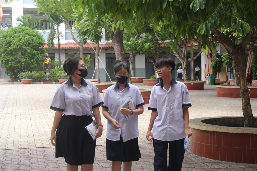 Học sinh TPHCM tham gia kỳ thi lớp 10 năm 2024.
