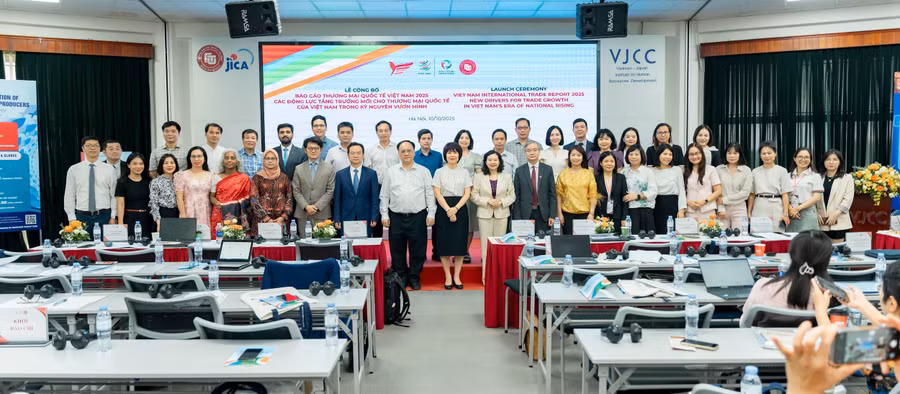Lễ công bố Báo cáo thương mại quốc tế Việt Nam 2025 của Trường ĐH Ngoại thương