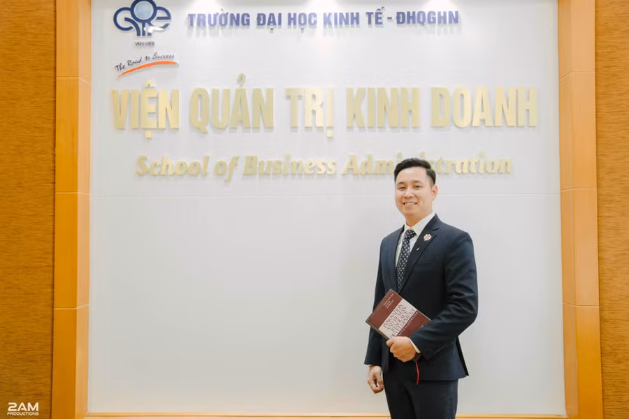 TS. Phùng Thế Vinh, Trường Đại học Kinh tế, ĐHQG Hà Nội.