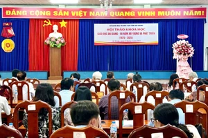 An Giang tổ chức Hội thảo khoa học "Giáo dục An Giang - 50 năm xây dựng và phát triển". (Ảnh: Trọng Nhân)