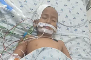 Em Chau Na Vuône hôn mê, đang chờ phẫu thuật lần 2.