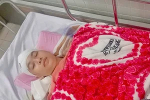 Nữ sinh lớp 11 bị u não phải 2 lần phẫu thuật điều trị.