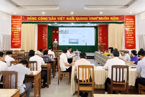 Quang cảnh hội nghị trực tuyến.