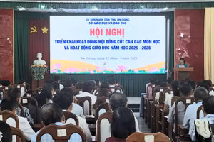 Quang cảnh Hội nghị triển khai hoạt động Hội đồng cốt cán chuyên môn tiểu học. 
