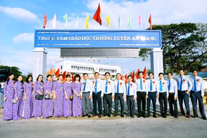 Trung tâm Giáo dục thường xuyên tỉnh An Giang 30 năm xây dựng và phát triển.