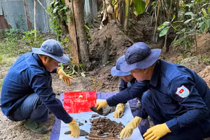 Đội K93 (Bộ CHQS tỉnh An Giang) quy tập hài cốt liệt sĩ trên đất Campuchia.