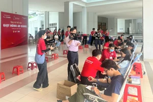 Ngày hội "Giọt hồng An Giang". Ảnh: Trọng Nhân.