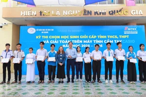 Học sinh đạt giải tại Kỳ thi học sinh giỏi giải Toán trên máy tính cầm tay năm học 2025 - 2026.