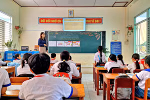 Hoạt động dạy học tại một trường học trên địa bàn tỉnh An Giang. Ảnh: Trọng Nhân.